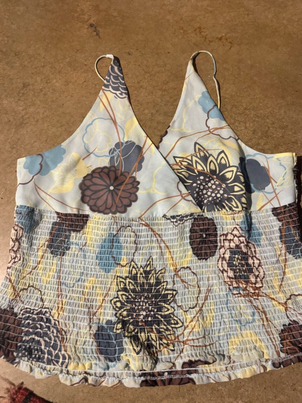 Kenneth Cole Silk Floral Smocked Cami Top Size 12